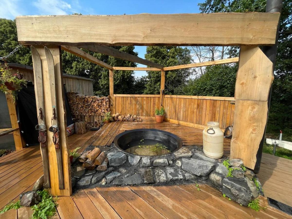 Glamping Jedlova - Romantic And Family Getaway Holiday home *